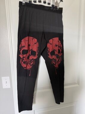 Hot Topic Black Leggings with Red Skull Graphic